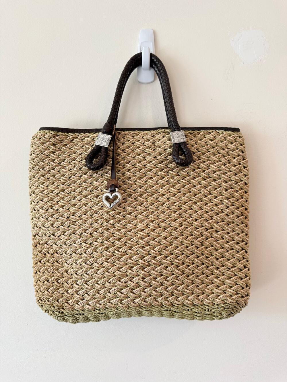 Brighton Rita Woven straw Bucket Bag Women Tan Double Handles Magnetic Closure